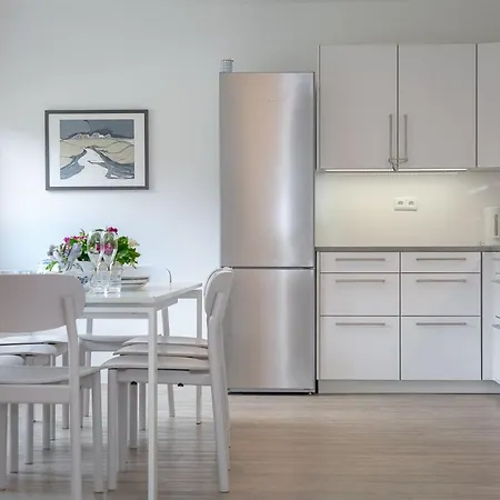 App Carlson Apartment *