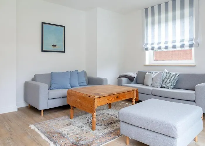 App Carlson * ليست